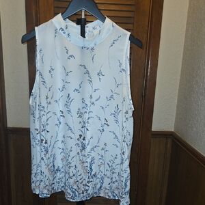 Alice Blue Floral Sleeveless Blouse - White and Blue